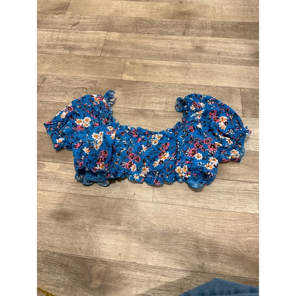 Shein Crop Top Bundle Set of 3 Travel Vacation Small Tops - Picture 7 of 9